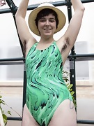 Harley goes outdoors and strips naked from swimsuit - picture #3