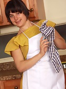 Kimberly gets frisky in the kitchen - picture #4