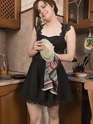 Aria strips naked and enjoys it in her kitchen - picture #8