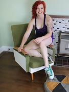 Jette strips off her workout clothes - picture #3