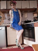 Bazhena gets naked and sexy in her kitchen - picture #15