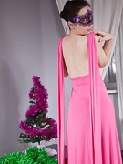 Di Devi strips off her sexy pink dress to play - picture #11
