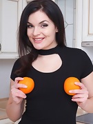 Hannah Vivienne really enjoys a sexy orange today - picture #2