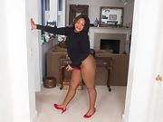 Bobbie Rains poses naked with her red heels  - picture #30