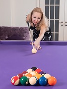 Foxy strips naked after she plays pool  - picture #4