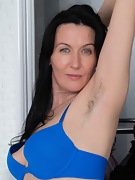 Nimfa Mannay shows off her sexy blue lingerie - picture #15