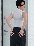 Nimfa Mannay strips off her sexy black skirt - picture #8