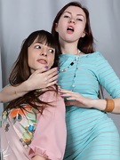 Vita and Adriana Vittoria share brushing orgasms - picture #9