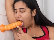 Amira Roshane masturbates in her white room - picture #15