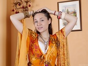 Nata enjoys being in her Indian shawl - picture #7