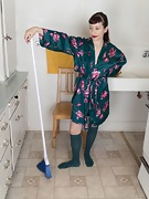 Calliope masturbates while in her kitchen - picture #1