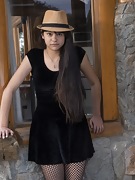 Joaquina strips nude outdoors in her hat - picture #1