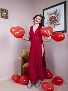 Zlata poses with her red heart air balloons - picture #6