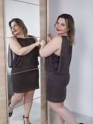 Ellariya Rose strips naked by her wardrobe mirror - picture #17