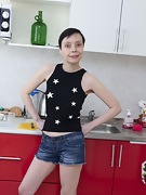 Trixie loves getting naked in her kitchen - picture #1