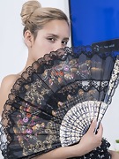 Clarita strips naked with her hand fan - picture #5