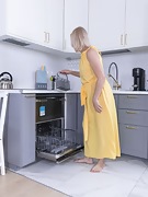 Jane Bushe strips naked in her grey kitchen - picture #3