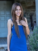 Alice Mad strips naked on her outdoor steps - picture #1