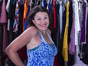 Joanna Jakes strips nude by her wardrobe closet - picture #1