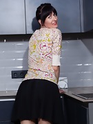 Nimfa Mannay enjoys orgasms and fun in her kitchen - picture #7