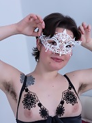 Maja Aguilar wears a sexy mask and lingerie to bed - picture #5