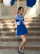 Hairy Sasha Yung's cheerleader routine - picture #2