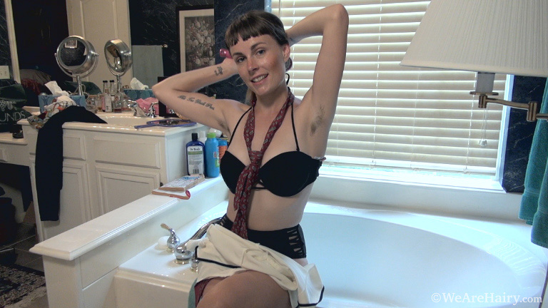 Leila Larson introduces herself by her bathtub 